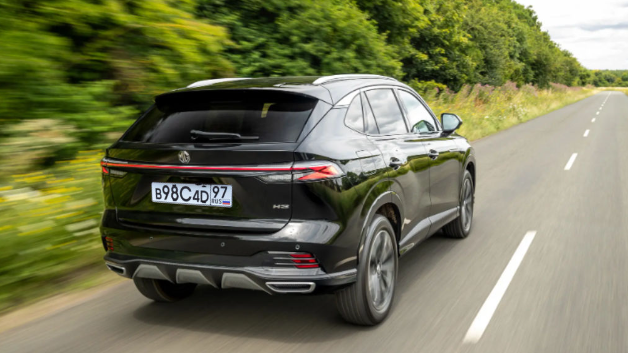 俄罗斯大幅加税 中国汽车出口骤降58% 卖一辆净赚几万成过去